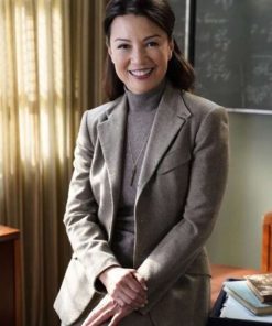 Dr. Lee Young Sheldon S05 Grey Blazer