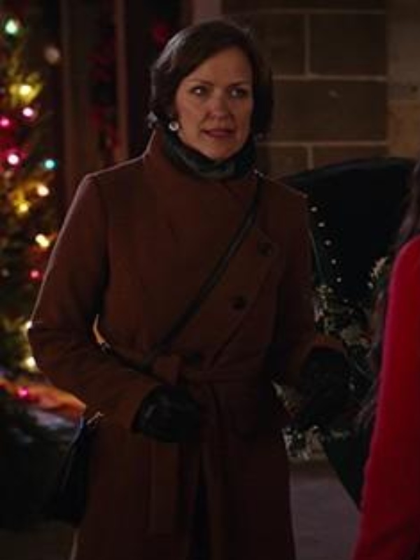 Too Close For Christmas Patti Larson Coat